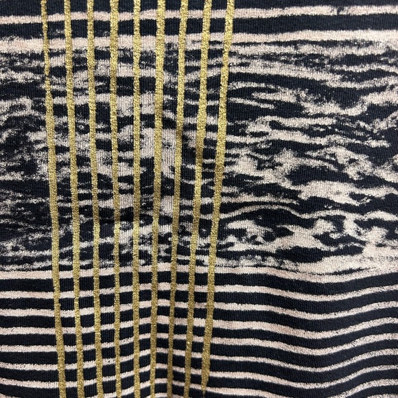 Barbara Lesser Elegant Black and Cream Striped Tank Top - Picture 2 of 5